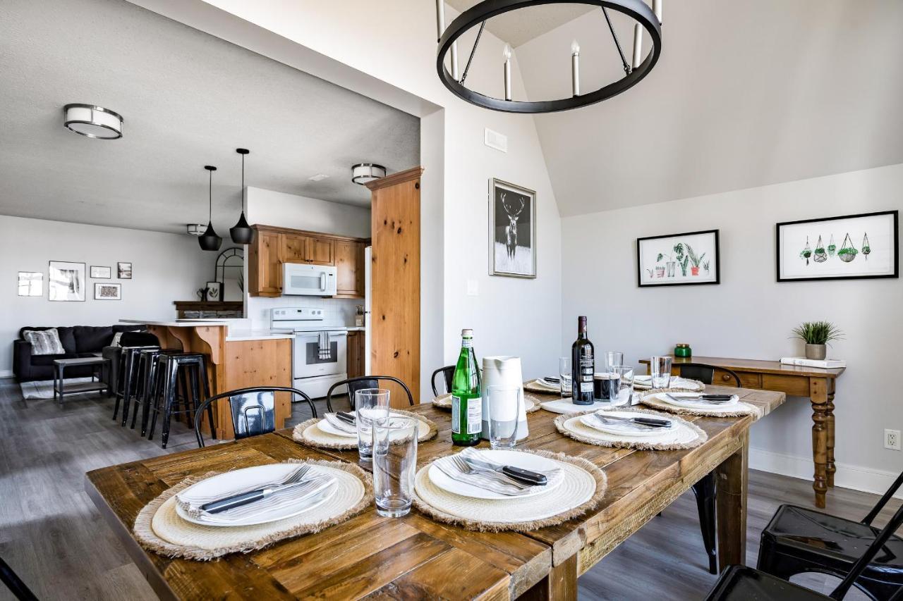 Beautiful & Bright 3 Bed Townhome Near Village بلو ماونتينز المظهر الخارجي الصورة
